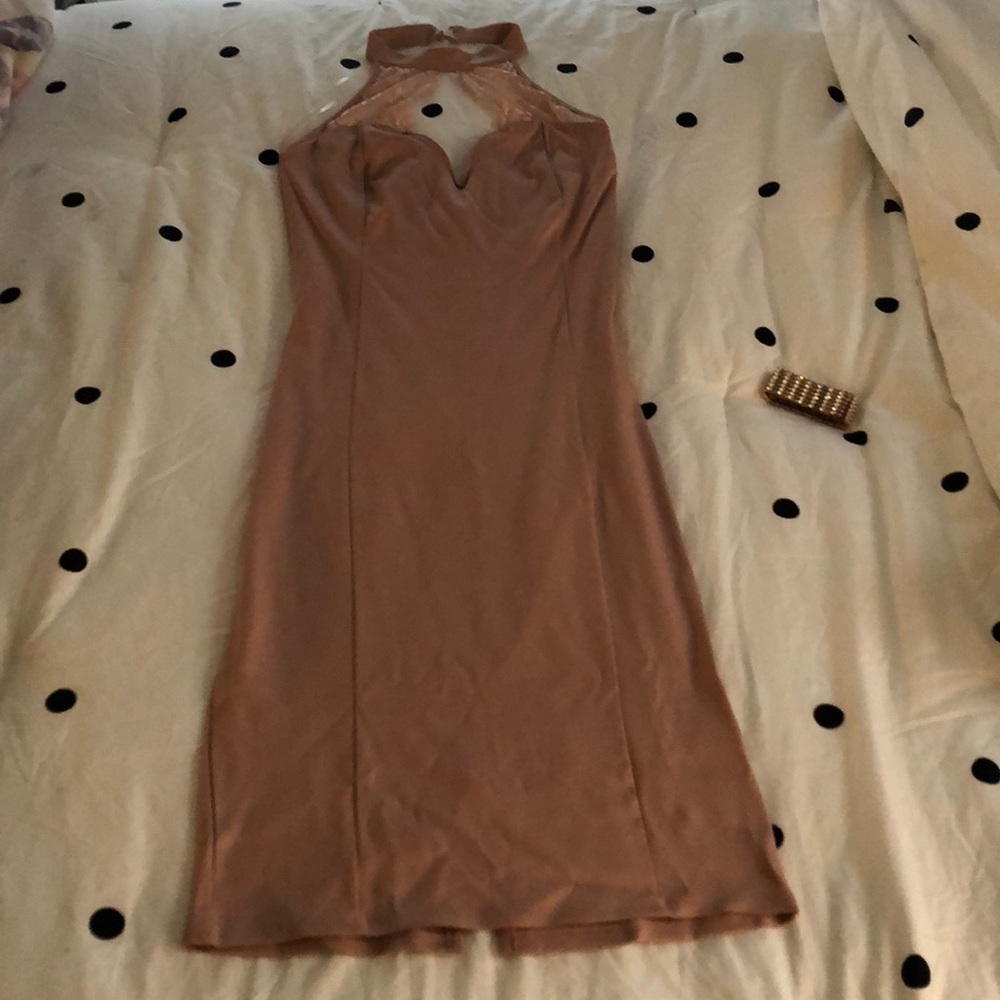 Beautiful dusty rose dress❄️❤️